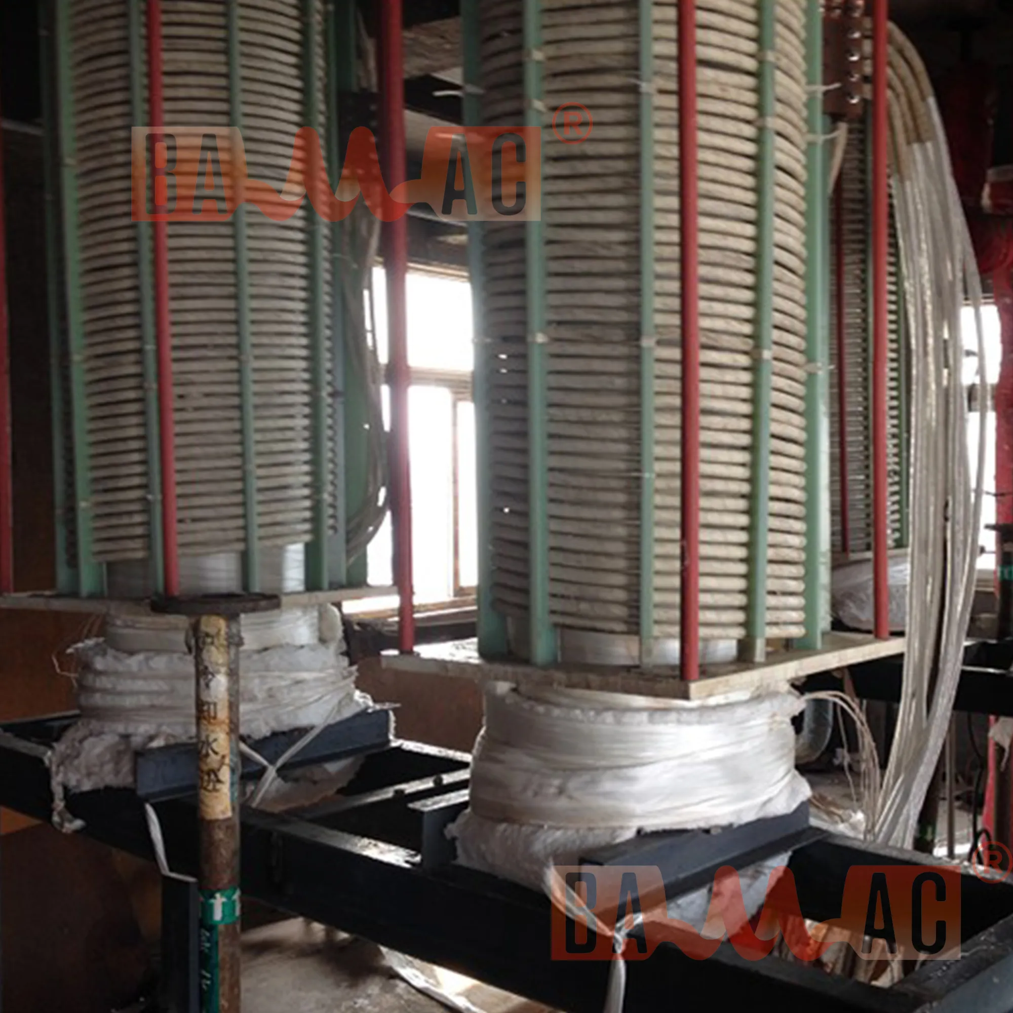 Универсальные источники питания для среднечастотного индукционного нагрева.4